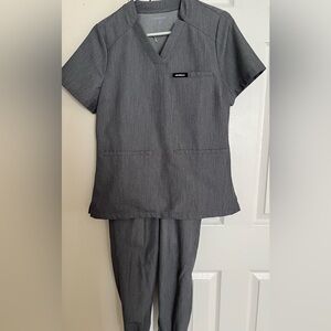 Jaanuu Heather Gray  Scrub set